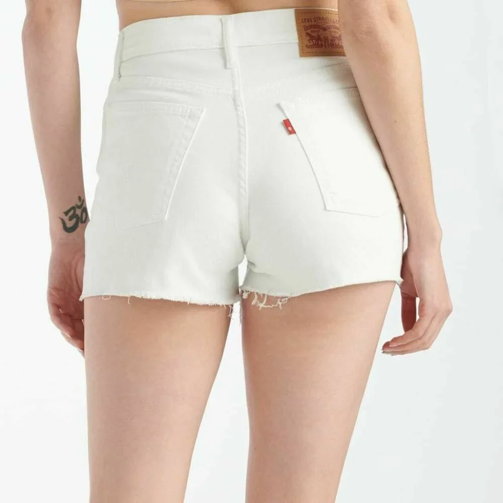 Levi's Women's Salt White Mid Length Denim Jean High Rise Shorts Size W32/14 - Picture 4 of 12